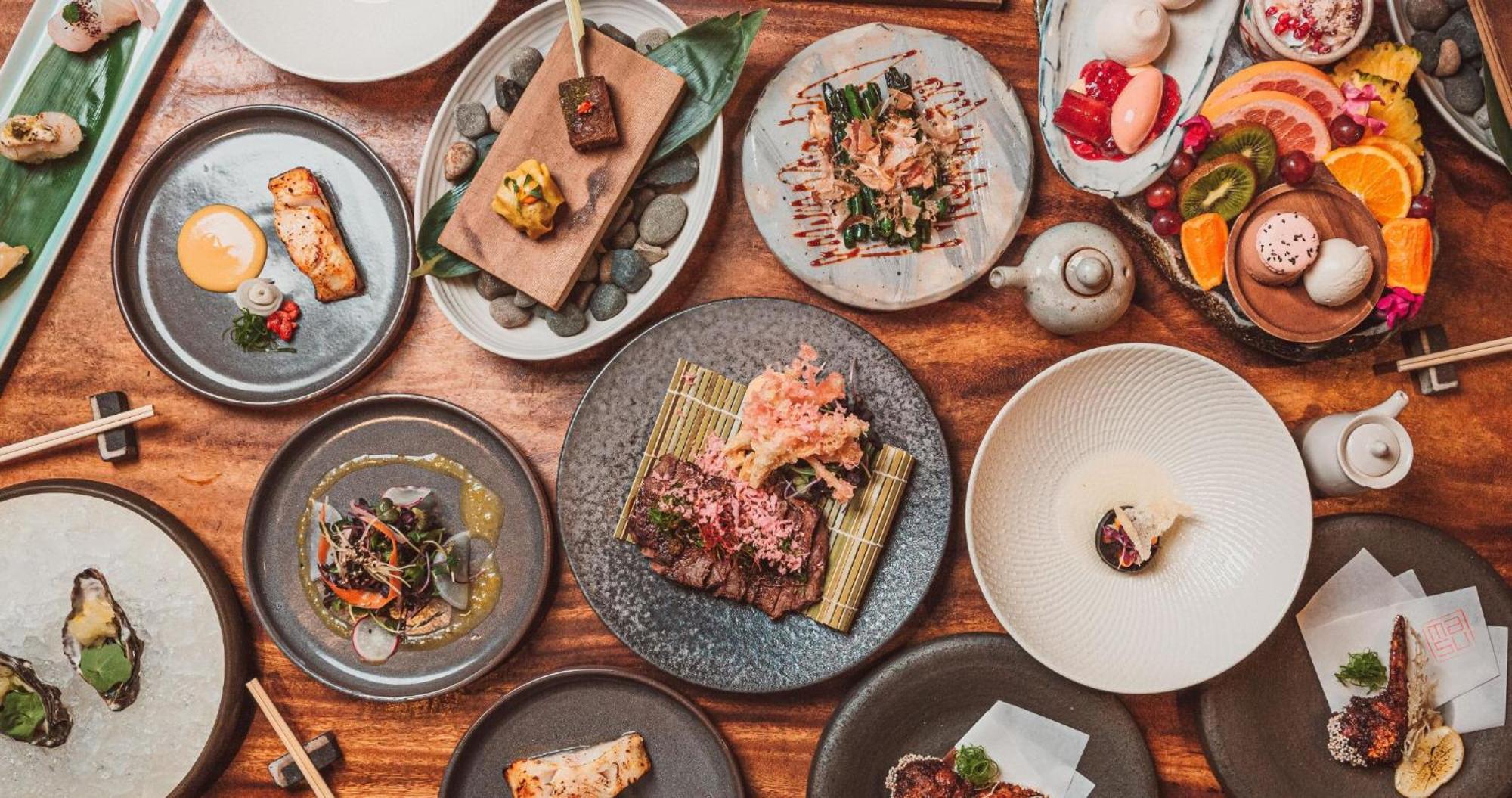 Horizon By Skycity Auckland Exterior foto A selection of dishes at the restaurant